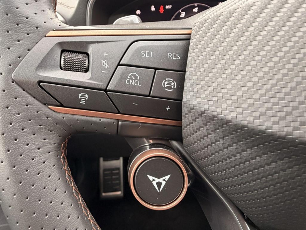 Acheter Cupra Leon Leon eHybrid 204 ch DSG6 V 5p occasion dans les concessions du Groupe Faurie