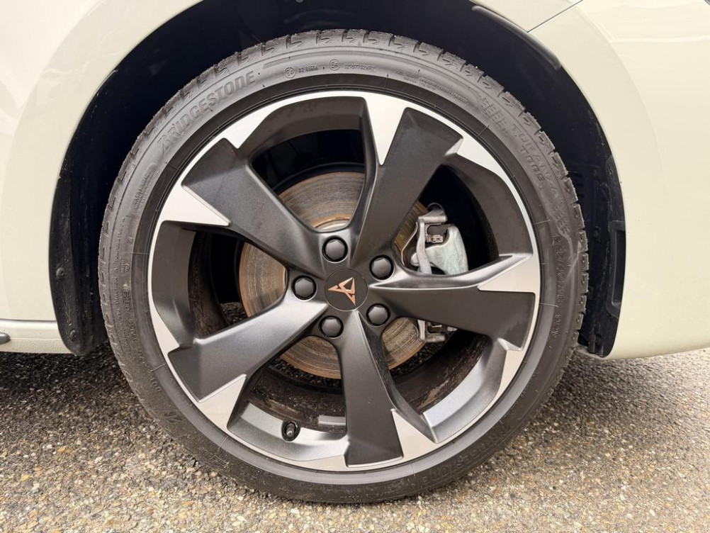 Acheter Cupra Leon Leon eHybrid 204 ch DSG6 V 5p occasion dans les concessions du Groupe Faurie