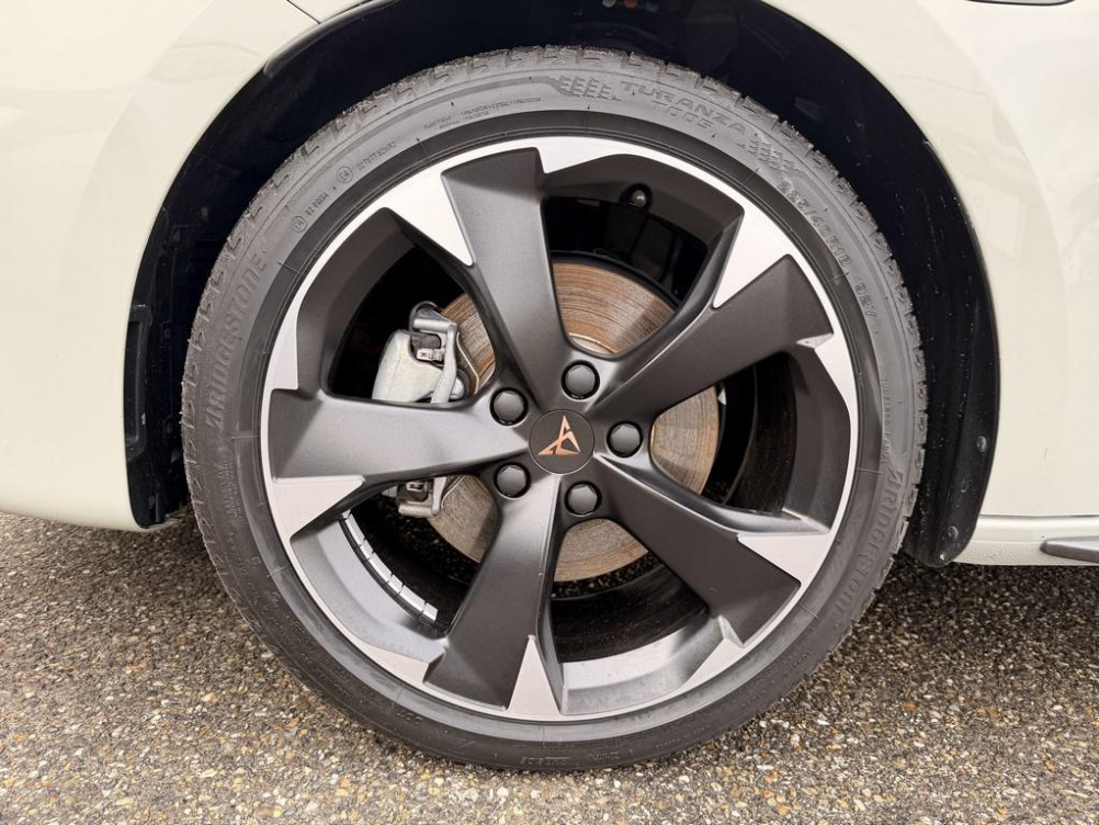 Acheter Cupra Leon Leon eHybrid 204 ch DSG6 V 5p occasion dans les concessions du Groupe Faurie