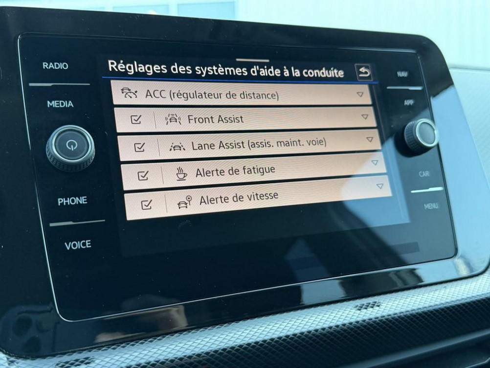 Acheter Volkswagen T-Cross T-Cross 1.0 TSI 116 Start/Stop DSG7 VW Edition 5p occasion dans les concessions du Groupe Faurie