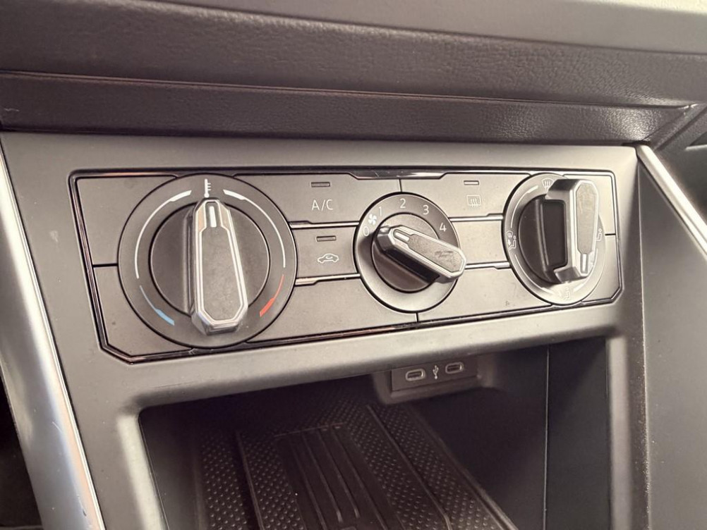 Acheter Volkswagen Polo Polo 1.0 TSI 95 S&S DSG7 VW Edition 5p occasion dans les concessions du Groupe Faurie