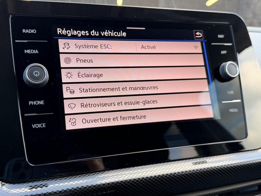 Acheter Volkswagen T-Cross T-Cross 1.0 TSI 116 Start/Stop BVM6 VW Edition 5p occasion dans les concessions du Groupe Faurie