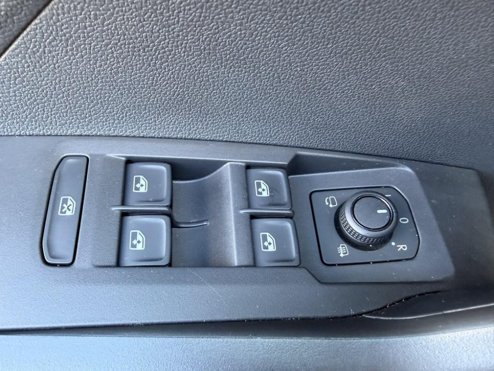 Acheter Volkswagen T-Cross T-Cross 1.0 TSI 116 Start/Stop BVM6 VW Edition 5p occasion dans les concessions du Groupe Faurie