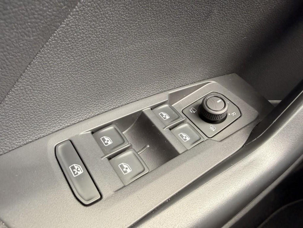 Acheter Volkswagen T-Cross T-Cross 1.0 TSI 116 Start/Stop BVM6 VW Edition 5p occasion dans les concessions du Groupe Faurie