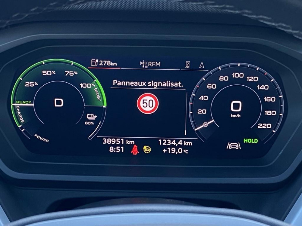 Acheter Audi Q4 Q4 e-tron 45 285 ch 82 kWh Design 5p occasion dans les concessions du Groupe Faurie