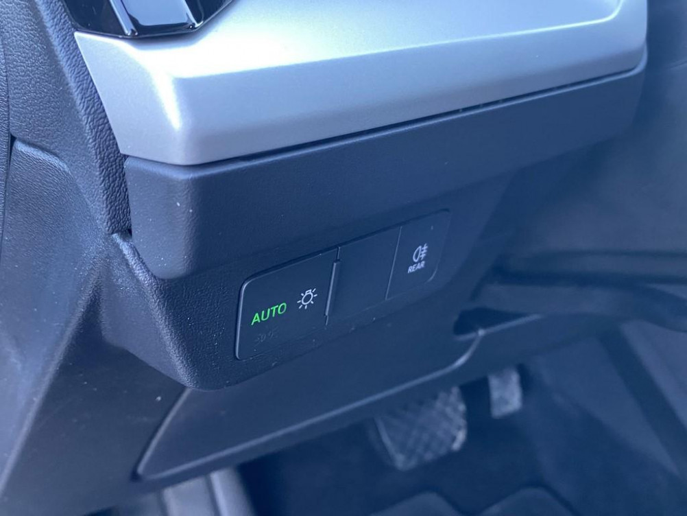 Acheter Audi Q4 Q4 e-tron 45 285 ch 82 kWh Design 5p occasion dans les concessions du Groupe Faurie