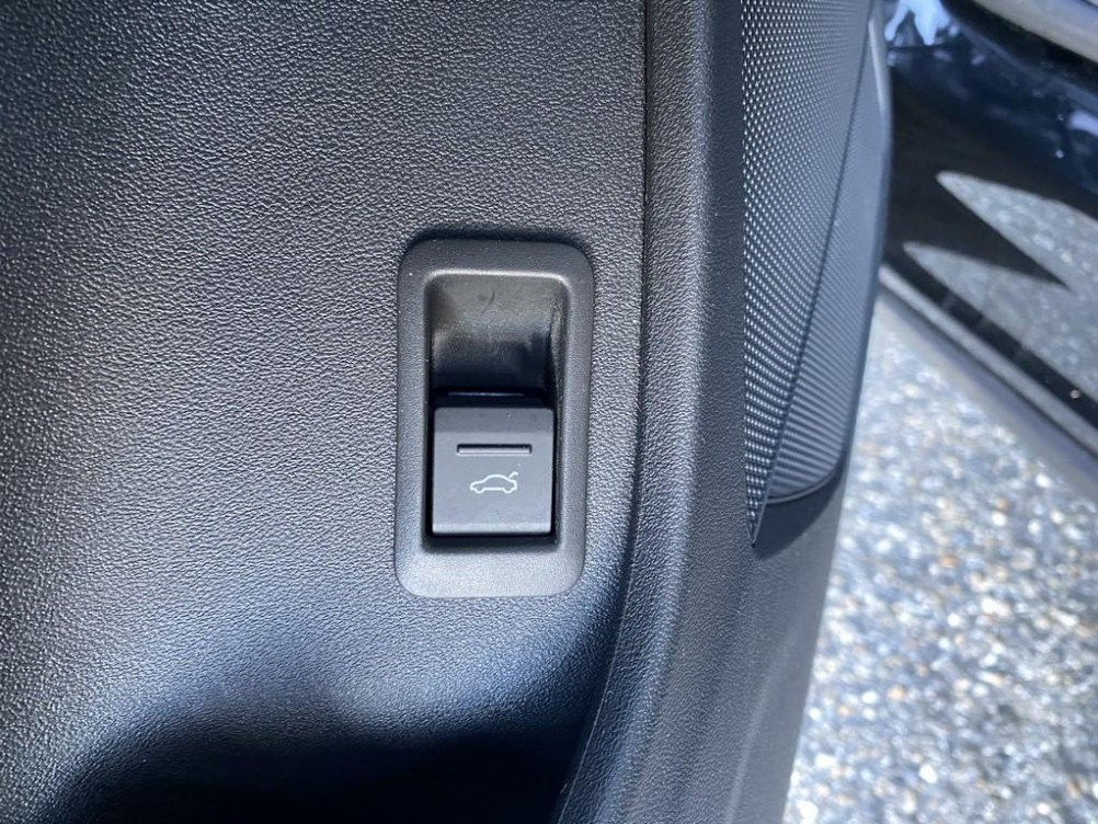 Acheter Audi Q4 Q4 e-tron 45 285 ch 82 kWh Design 5p occasion dans les concessions du Groupe Faurie