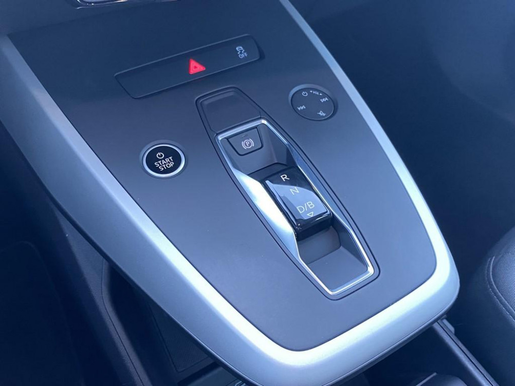 Acheter Audi Q4 Q4 e-tron 45 285 ch 82 kWh Design 5p occasion dans les concessions du Groupe Faurie