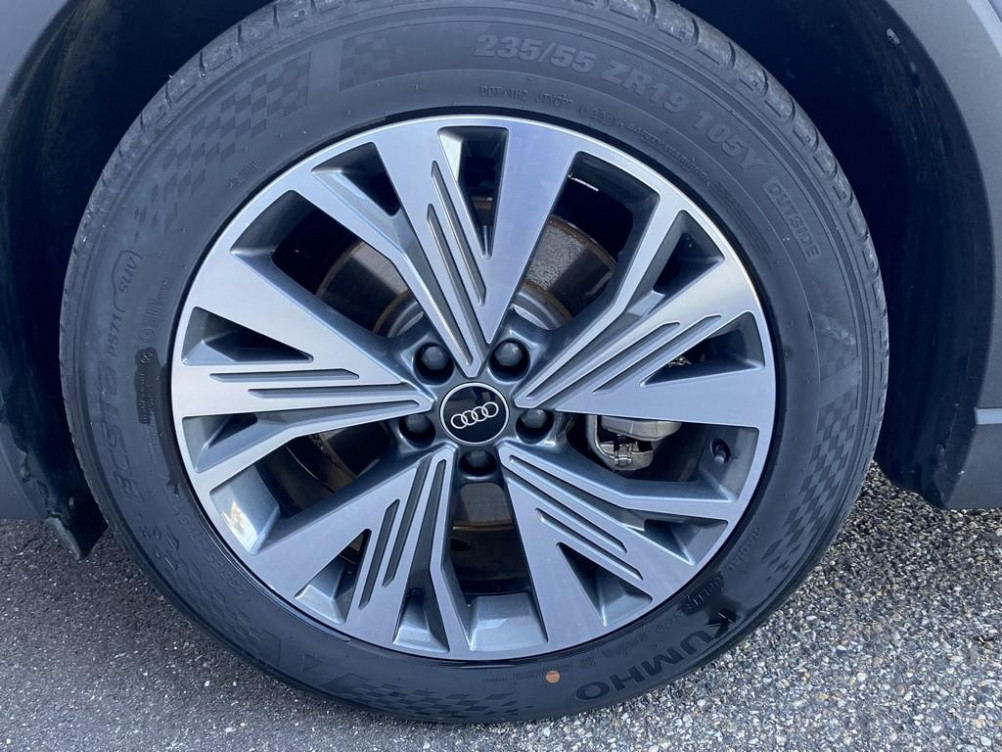 Acheter Audi Q4 Q4 e-tron 35 170 ch 55 kW  5p occasion dans les concessions du Groupe Faurie