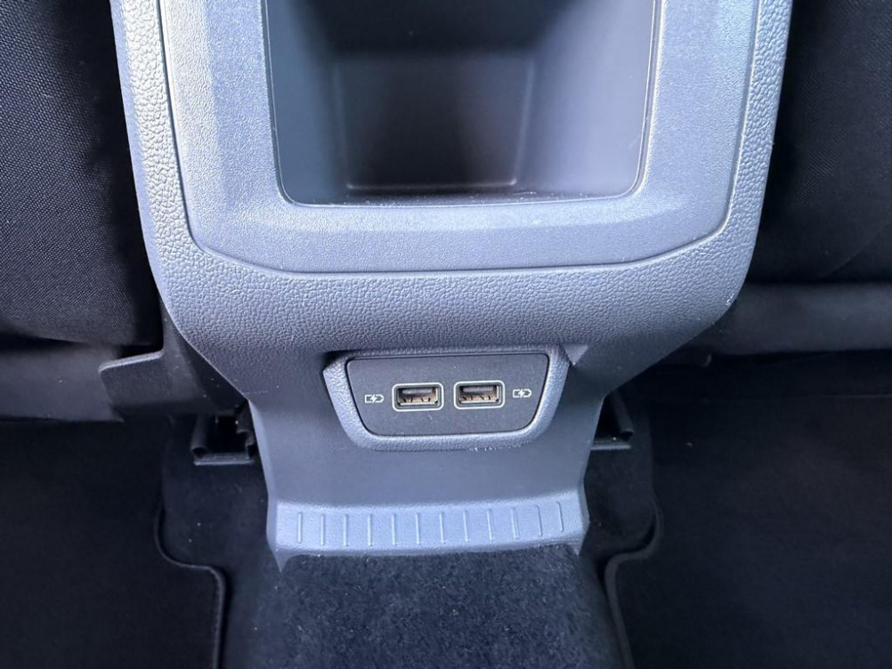 Acheter Volkswagen T-Cross T-Cross 1.0 TSI 115 Start/Stop DSG7 R-Line 5p occasion dans les concessions du Groupe Faurie