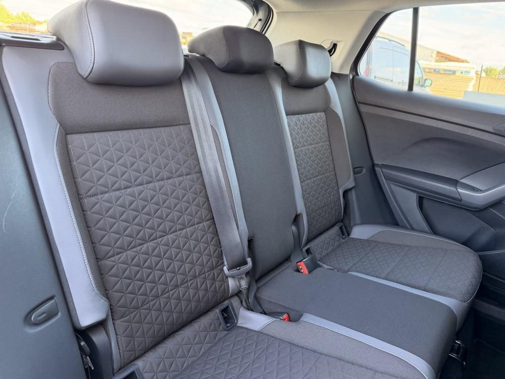 Acheter Volkswagen T-Cross T-Cross 1.0 TSI 115 Start/Stop DSG7 R-Line 5p occasion dans les concessions du Groupe Faurie