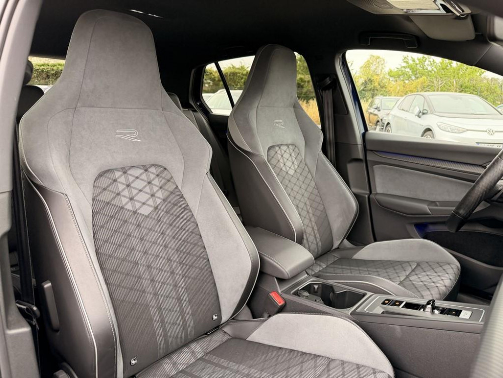 Acheter Volkswagen Golf Golf 1.5 eTSI OPF 150 DSG7 R-Line 5p occasion dans les concessions du Groupe Faurie