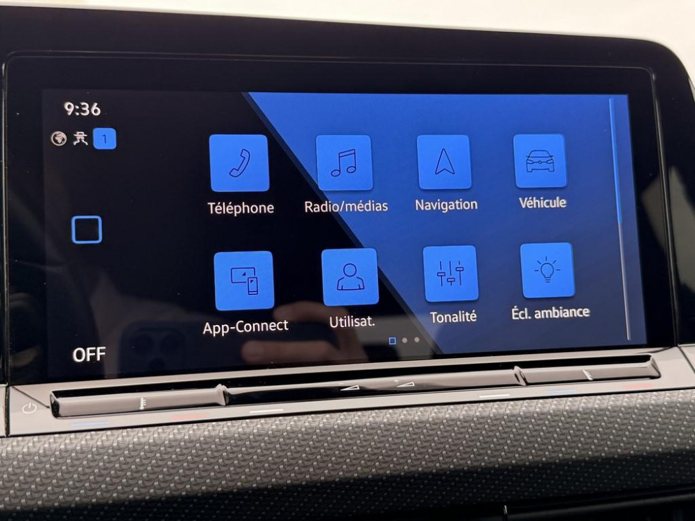 Acheter Volkswagen Golf Golf 1.5 eTSI OPF 150 DSG7 R-Line 5p occasion dans les concessions du Groupe Faurie