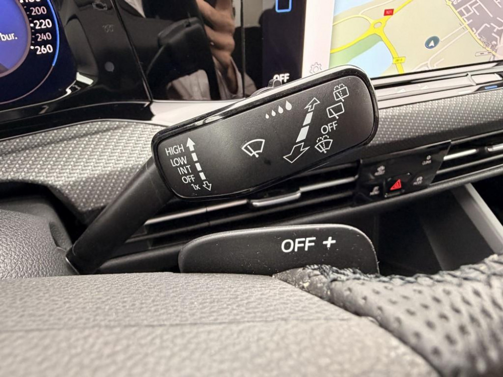 Acheter Volkswagen Golf Golf 1.5 eTSI OPF 150 DSG7 R-Line 5p occasion dans les concessions du Groupe Faurie