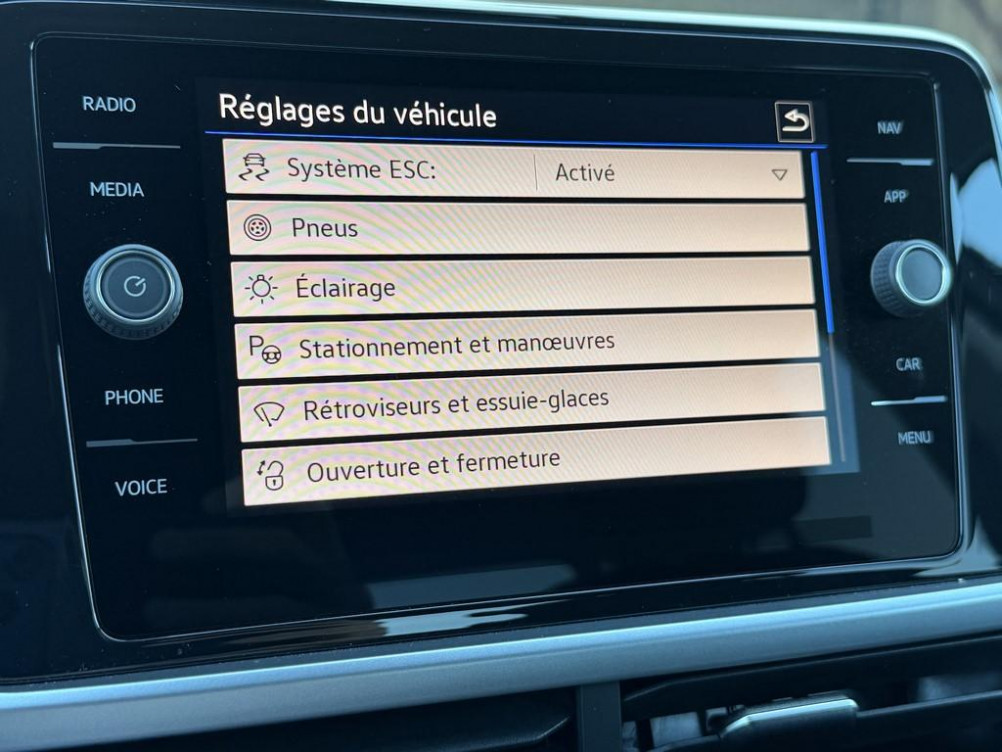 Acheter Volkswagen T-Roc T-Roc 1.5 TSI EVO2 150 Start/Stop DSG7 VW Edition 5p occasion dans les concessions du Groupe Faurie