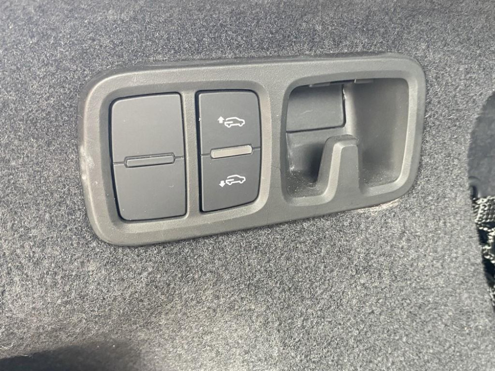 Acheter Audi Q8 Q8 60 TFSI e 462 Tiptronic 8 Quattro Compétition 5p occasion dans les concessions du Groupe Faurie