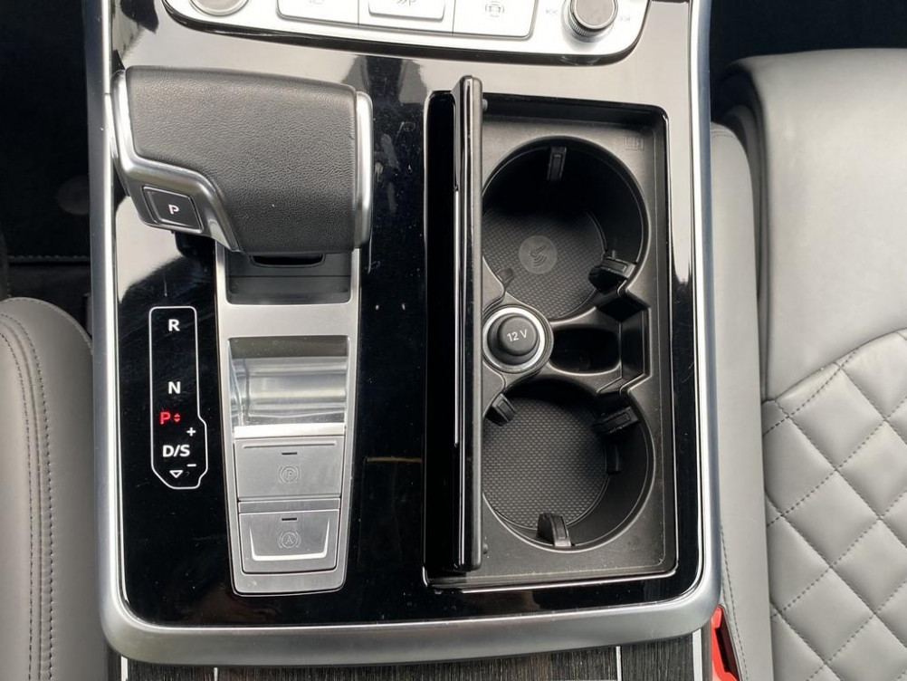 Acheter Audi Q8 Q8 60 TFSI e 462 Tiptronic 8 Quattro Compétition 5p occasion dans les concessions du Groupe Faurie