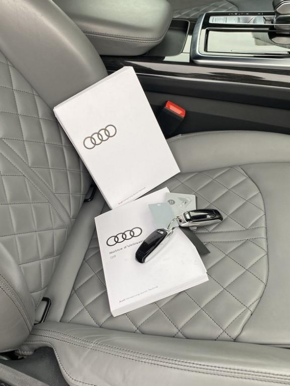 Acheter Audi Q8 Q8 60 TFSI e 462 Tiptronic 8 Quattro Compétition 5p occasion dans les concessions du Groupe Faurie