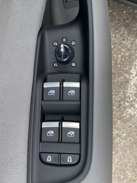 Acheter Audi Q8 Q8 60 TFSI e 462 Tiptronic 8 Quattro Compétition 5p occasion dans les concessions du Groupe Faurie