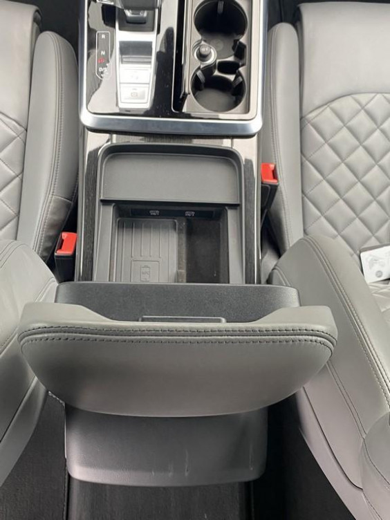 Acheter Audi Q8 Q8 60 TFSI e 462 Tiptronic 8 Quattro Compétition 5p occasion dans les concessions du Groupe Faurie