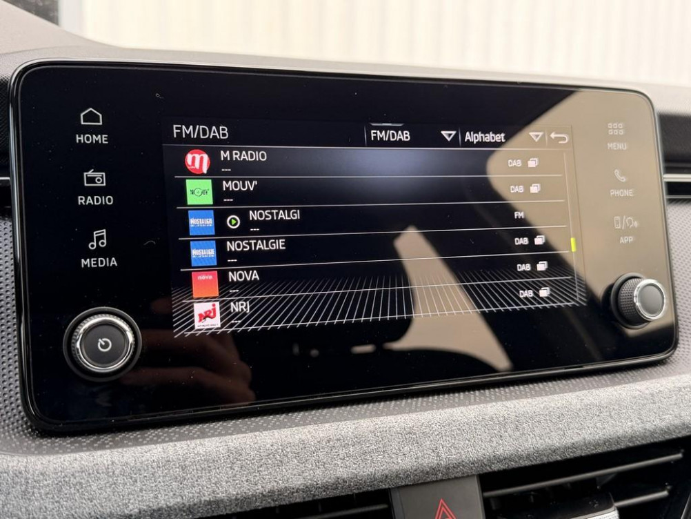 Acheter Skoda Scala Scala 1.0 TSI Evo 2 116 ch DSG7 Selection 5p occasion dans les concessions du Groupe Faurie