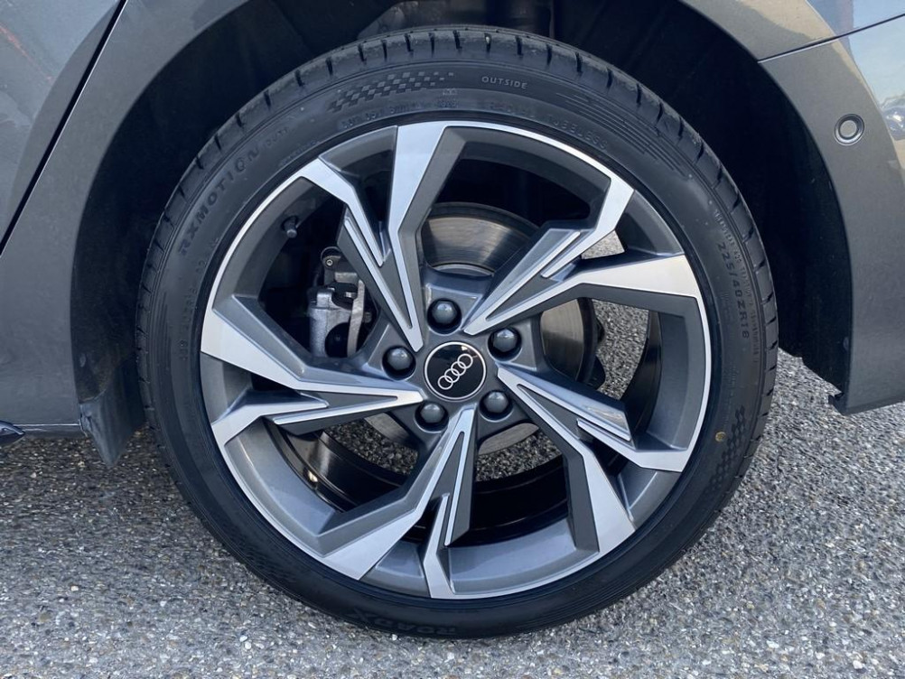 Acheter Audi A3 Sportback A3 Sportback 40 TFSIe 204 S tronic 6 S Line 5p occasion dans les concessions du Groupe Faurie