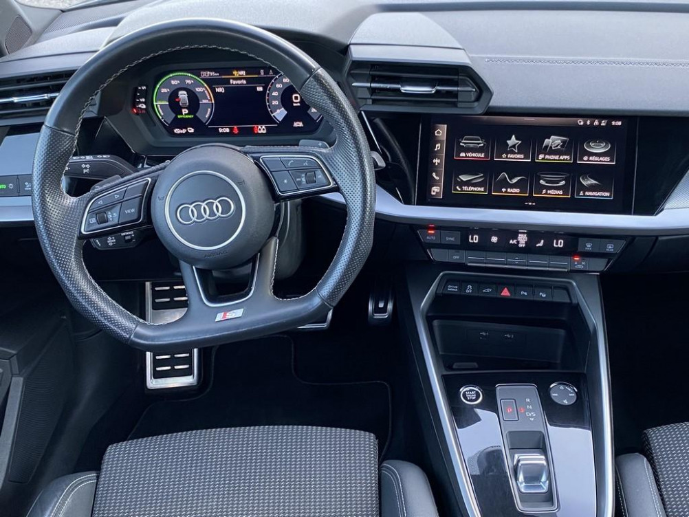 Acheter Audi A3 Sportback A3 Sportback 40 TFSIe 204 S tronic 6 S Line 5p occasion dans les concessions du Groupe Faurie