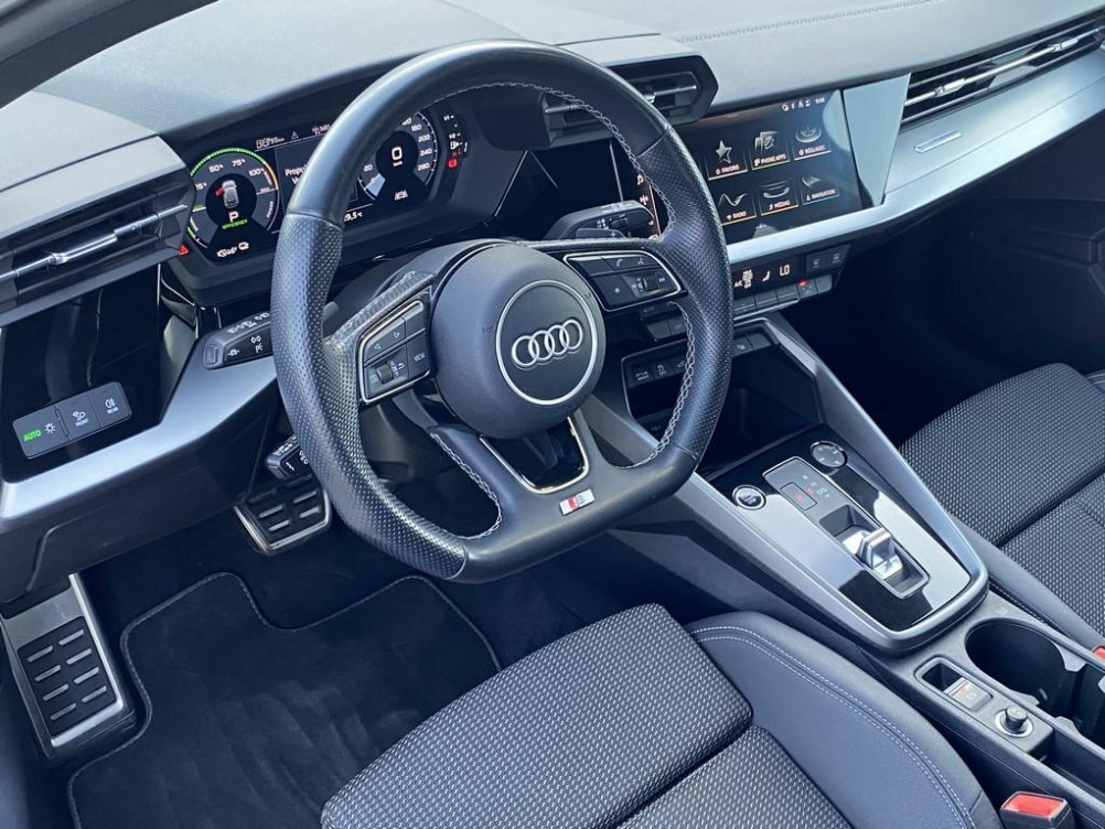 Acheter Audi A3 Sportback A3 Sportback 40 TFSIe 204 S tronic 6 S Line 5p occasion dans les concessions du Groupe Faurie