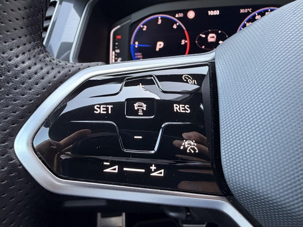 Acheter Volkswagen Tiguan Tiguan 2.0 TDI 150ch DSG7 R-Line 5p occasion dans les concessions du Groupe Faurie