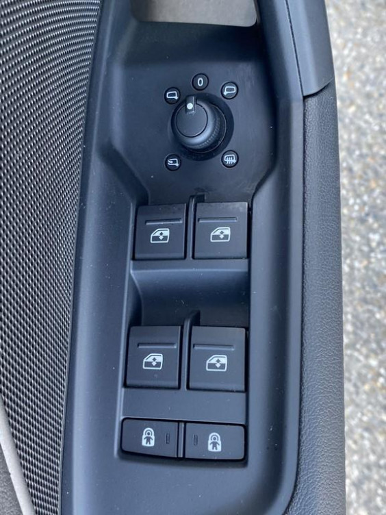 Acheter Audi A3 Sportback A3 Sportback 40 TFSIe 204 S tronic 6 S Line 5p occasion dans les concessions du Groupe Faurie