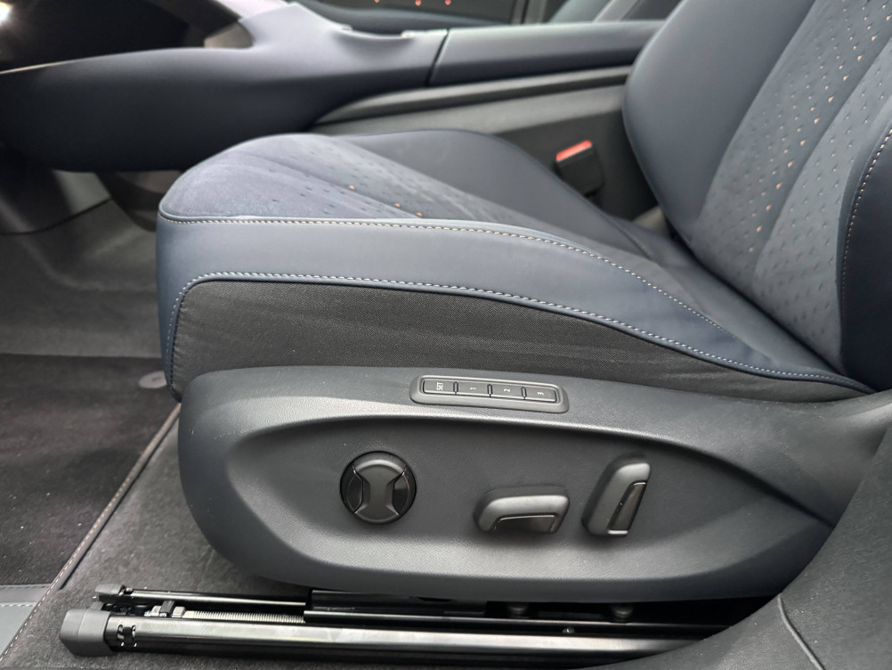 Acheter Renault Tavascan Tavascan 340 ch 4Drive VZ 5p neuf dans les concessions du Groupe Faurie