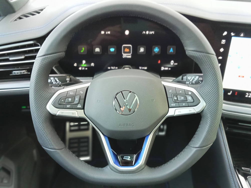 Acheter Volkswagen Touareg Touareg 3.0 TSI eHybrid 462 ch Tiptronic 8 4Motion R 5p neuf dans les concessions du Groupe Faurie