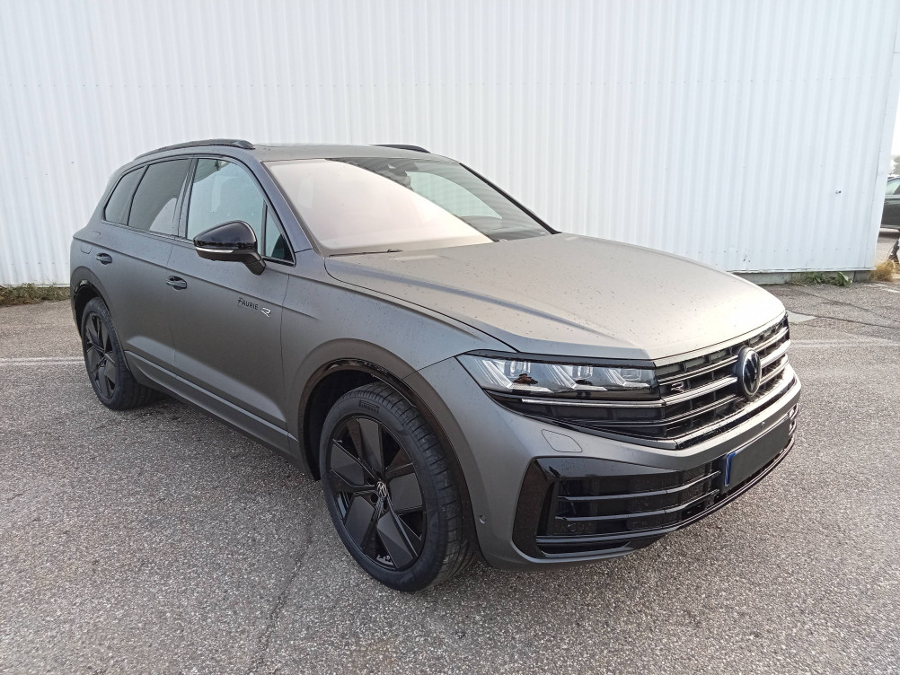 Acheter Volkswagen Touareg Touareg 3.0 TSI eHybrid 462 ch Tiptronic 8 4Motion R 5p neuf dans les concessions du Groupe Faurie