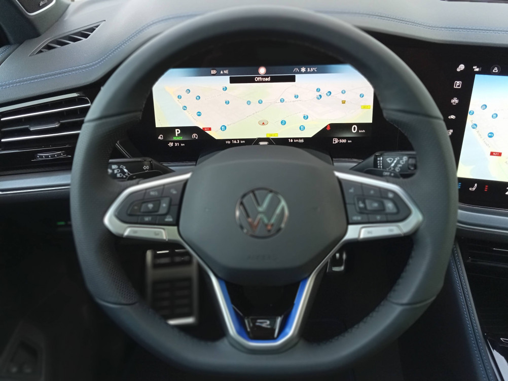 Acheter Volkswagen Touareg Touareg 3.0 TSI eHybrid 462 ch Tiptronic 8 4Motion R 5p neuf dans les concessions du Groupe Faurie