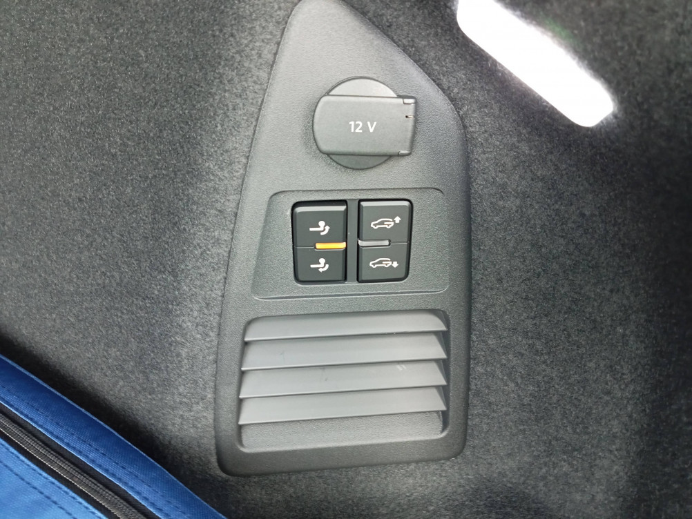 Acheter Volkswagen Touareg Touareg 3.0 TSI eHybrid 462 ch Tiptronic 8 4Motion R 5p neuf dans les concessions du Groupe Faurie