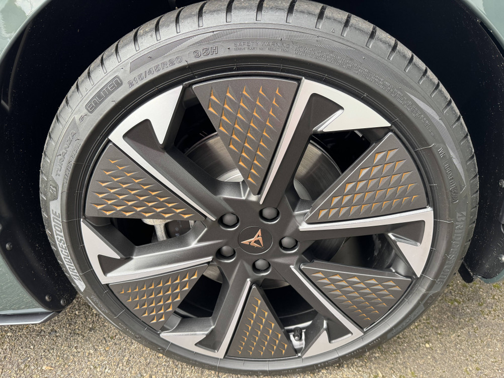 Acheter Cupra Born Born 325 ch VZ 5p neuf dans les concessions du Groupe Faurie