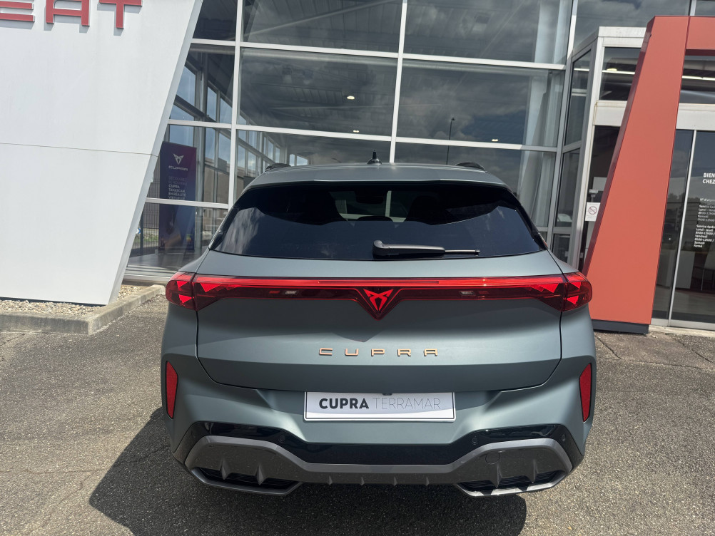 Acheter Cupra Terramar Terramar 1.5 eHybrid 272 ch DSG6 America´s Cup 5p neuf dans les concessions du Groupe Faurie