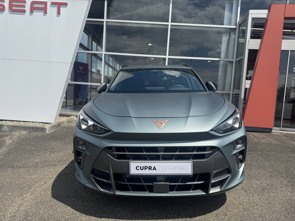 Acheter Cupra Terramar Terramar 1.5 eHybrid 272 ch DSG6 America´s Cup 5p neuf dans les concessions du Groupe Faurie