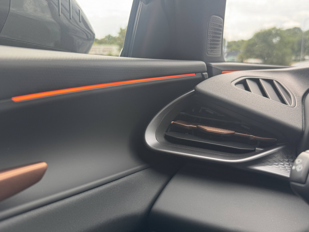 Acheter Cupra Terramar Terramar 1.5 eHybrid 272 ch DSG6 America´s Cup 5p neuf dans les concessions du Groupe Faurie