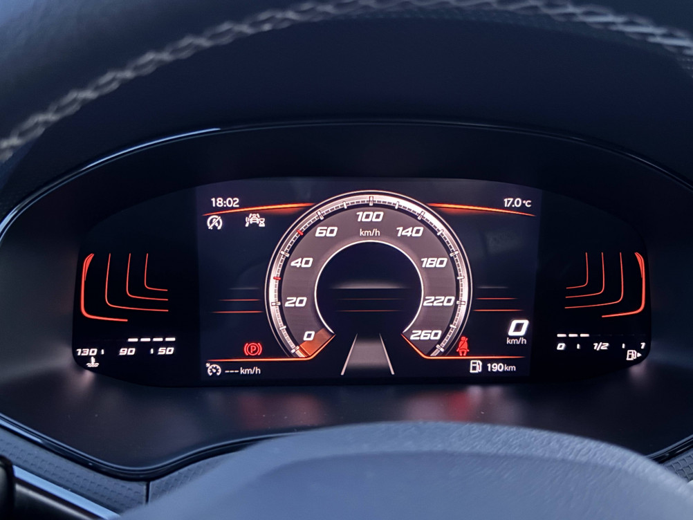 Acheter Seat Arona Arona 1.0 TSI 95 ch Start/Stop BVM5 Urban 5p occasion dans les concessions du Groupe Faurie