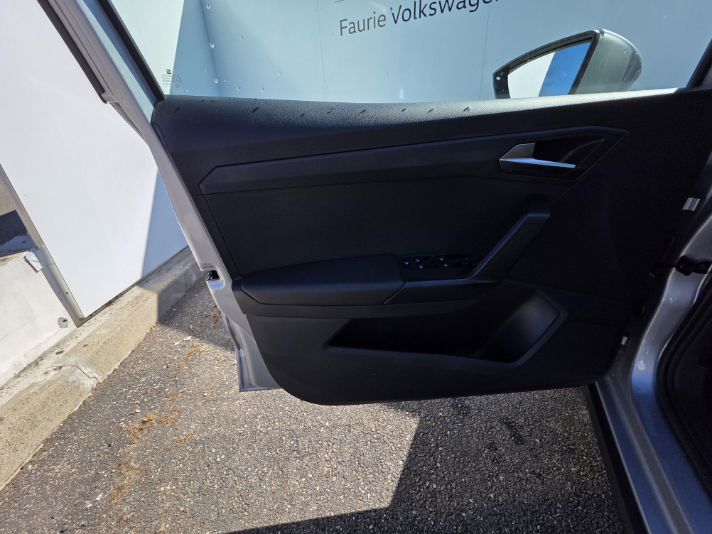 Acheter Seat Arona Arona 1.0 TSI 95 ch Start/Stop BVM5 Urban 5p occasion dans les concessions du Groupe Faurie