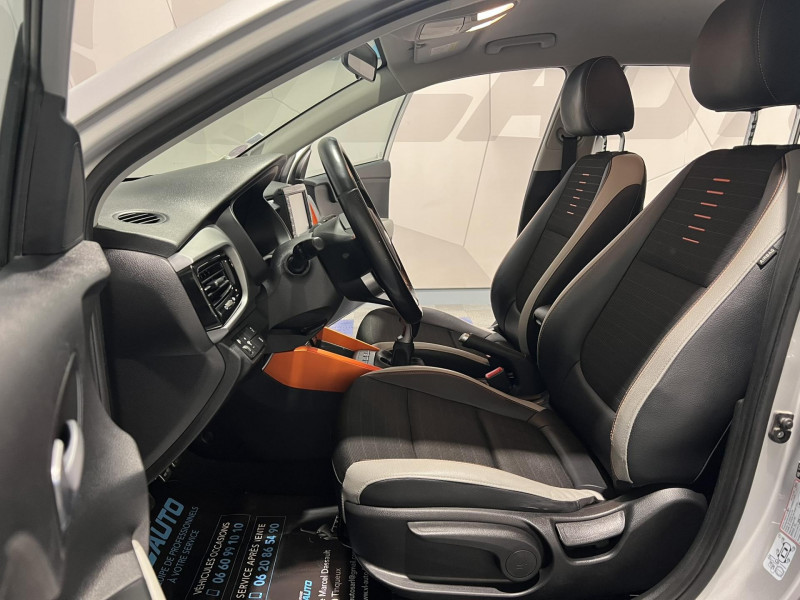 Photo 6 de l'offre de KIA STONIC 1.4 100 ch Launch Edition à 11490€ chez VL Auto