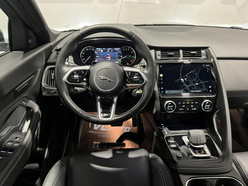 Photo 15 de l'offre de JAGUAR E-PACE P300e ch PHEV AWD BVA R-Dynamic SE à 37490€ chez VL Auto
