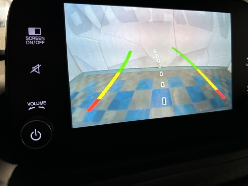 Photo 14 de l'offre de FIAT TIPO 5 Portes 1.4 T-Jet 120 ch Start/Stop S-Design à 10990€ chez VL Auto