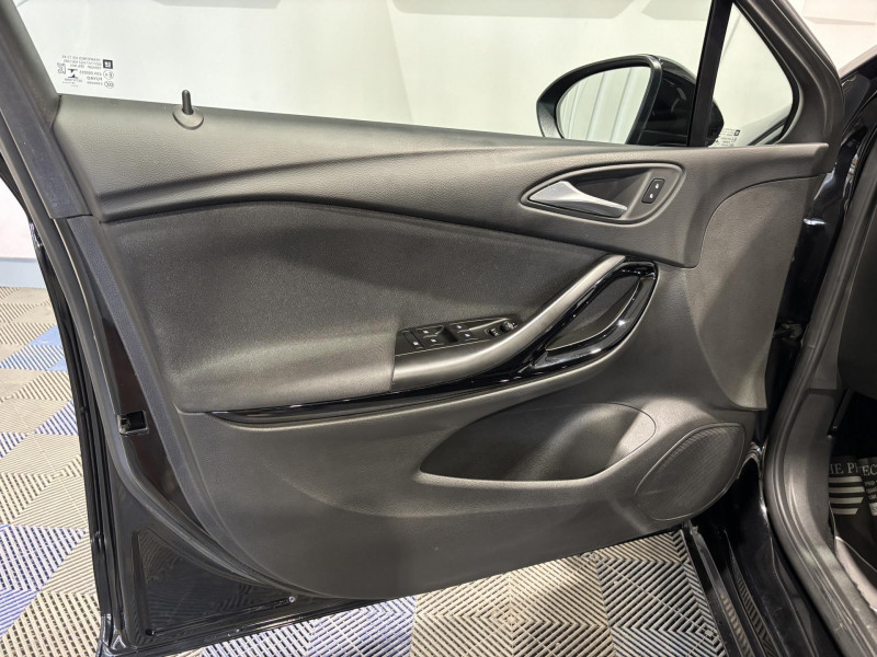 Photo 19 de l'offre de OPEL Astra Sports Tourer 1.6 CDTI 110 ch Business Edition à 10990€ chez VL Auto