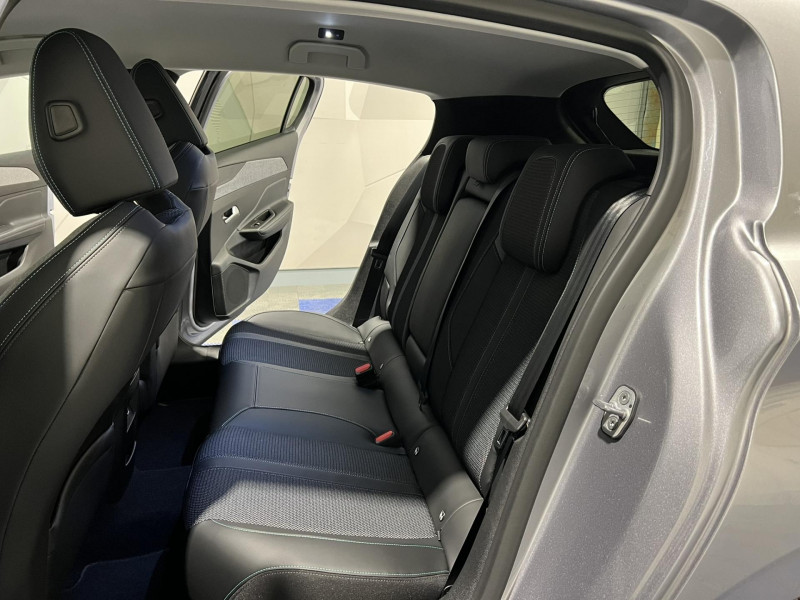 Photo 9 de l'offre de PEUGEOT 308  PHEV 180 e-EAT8 Allure Pack à 21990€ chez VL Auto