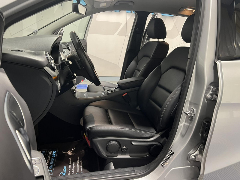 Photo 6 de l'offre de MERCEDES-BENZ CLASSE B 180 7-G DCT Sensation à 18490€ chez VL Auto