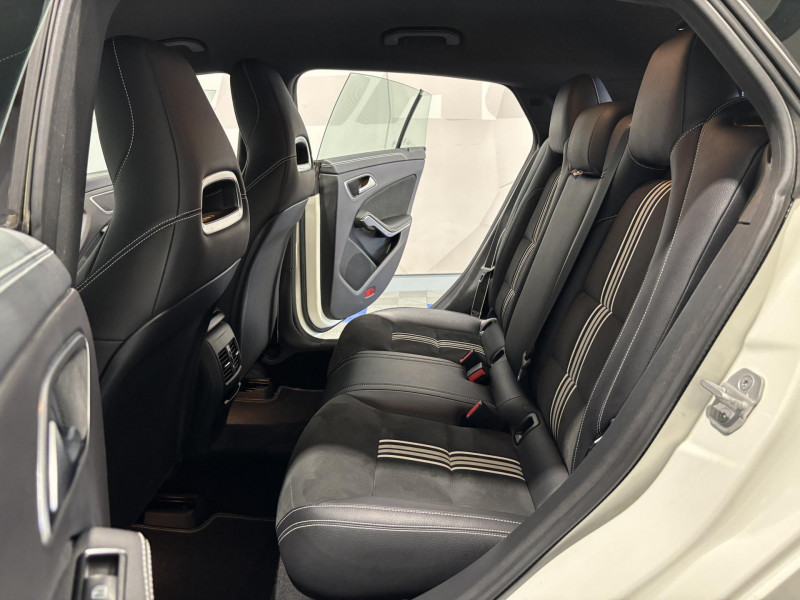 Photo 8 de l'offre de MERCEDES-BENZ CLA SHOOTING BRAKE 180 d White Art Edition à 18490€ chez VL Auto