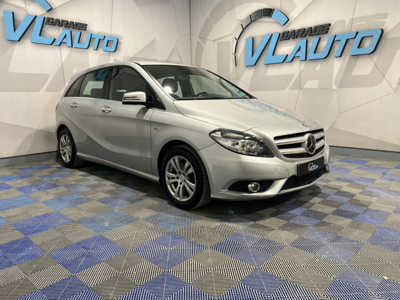 Mercedes-Benz CLASSE B 180 BlueEFFICIENCY Sport ESSENCE Gris Occasion à vendre