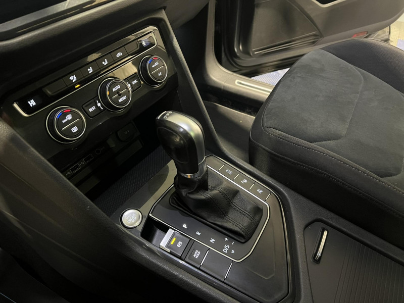 Photo 15 de l'offre de VOLKSWAGEN Tiguan Allspace 2.0 TDI 150 DSG7 Carat 7 Places à 23990€ chez VL Auto